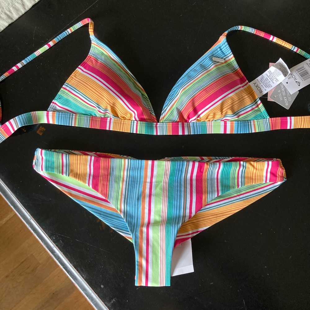 Roxy bikini set!
